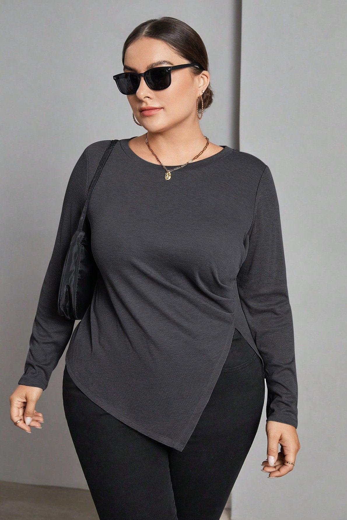 Woochic Haut grande taille col en rond irrégulier fente coupe ajustée gris 1XL