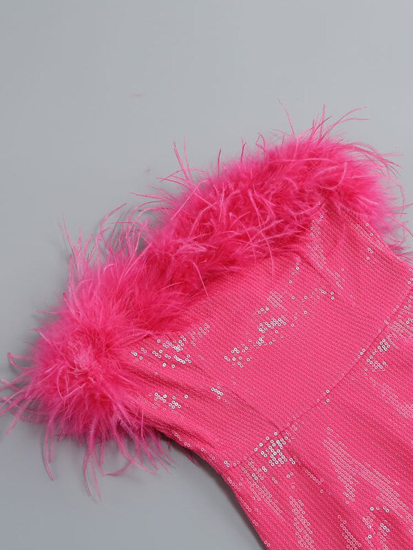 Woochic min-robe moulante brillante paillette plumes mode cocktail