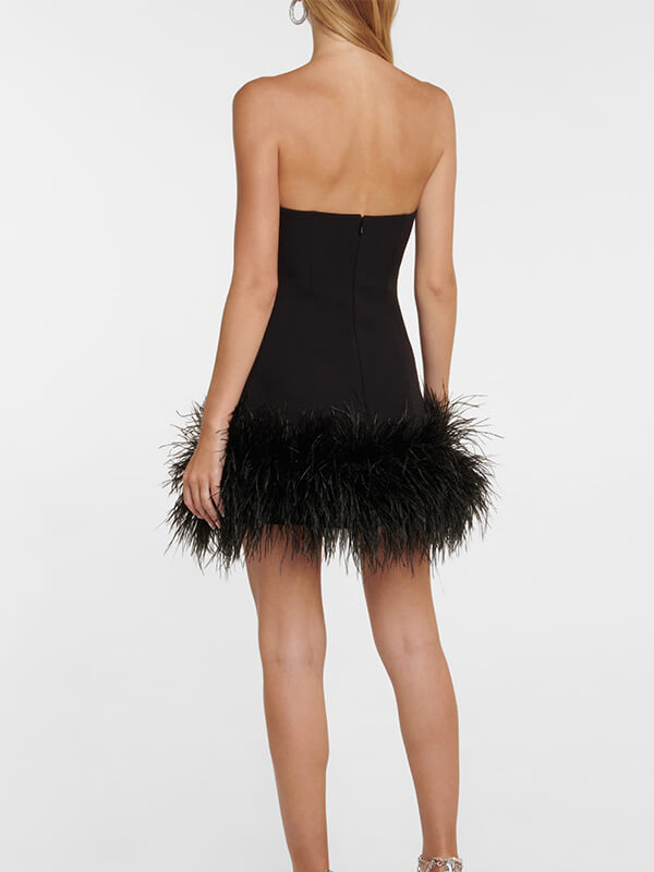 Woochic mini-robe moulante bustier plume mode cocktail