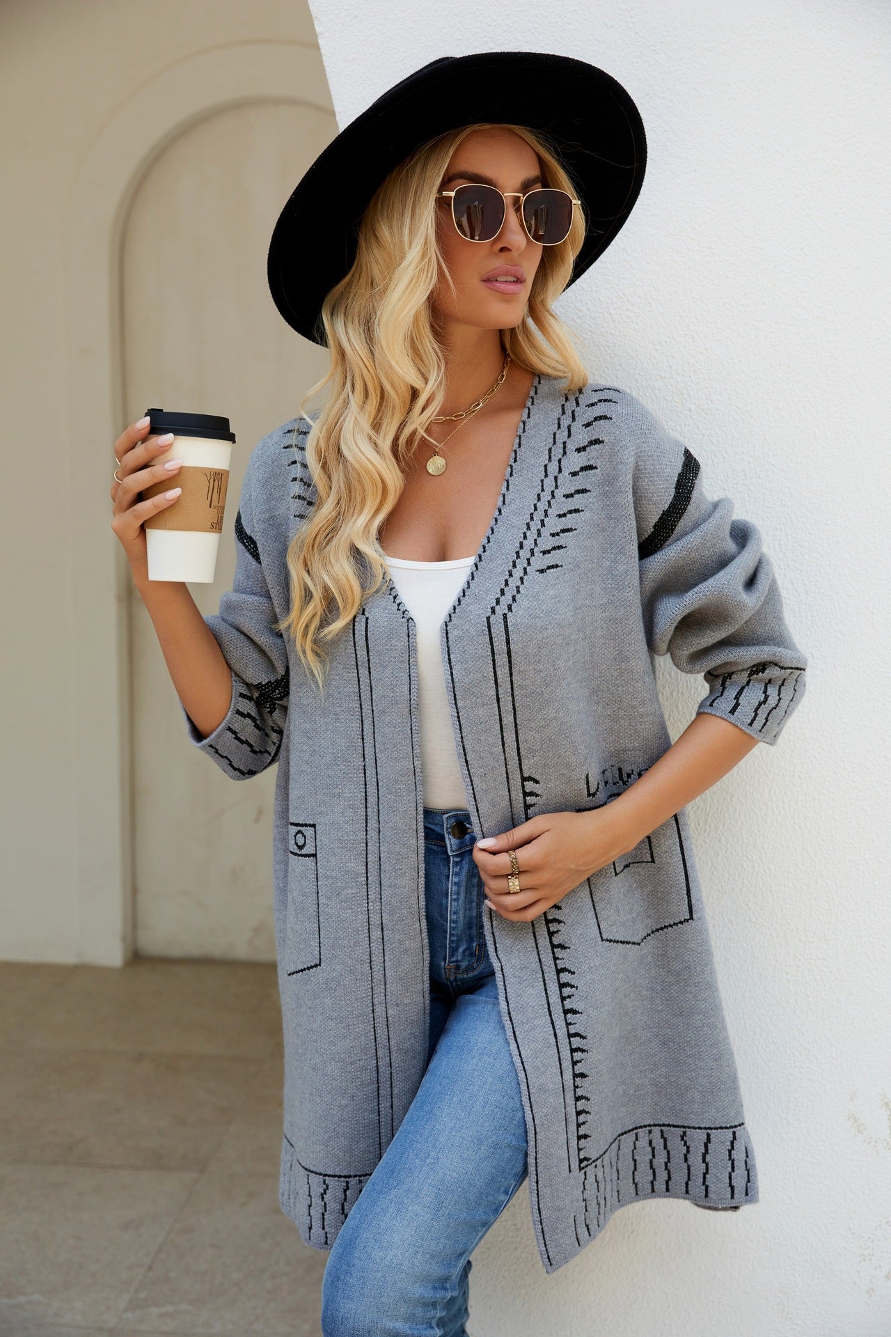 Woochic pull cardigan col en v motif de dessin animé tricoté