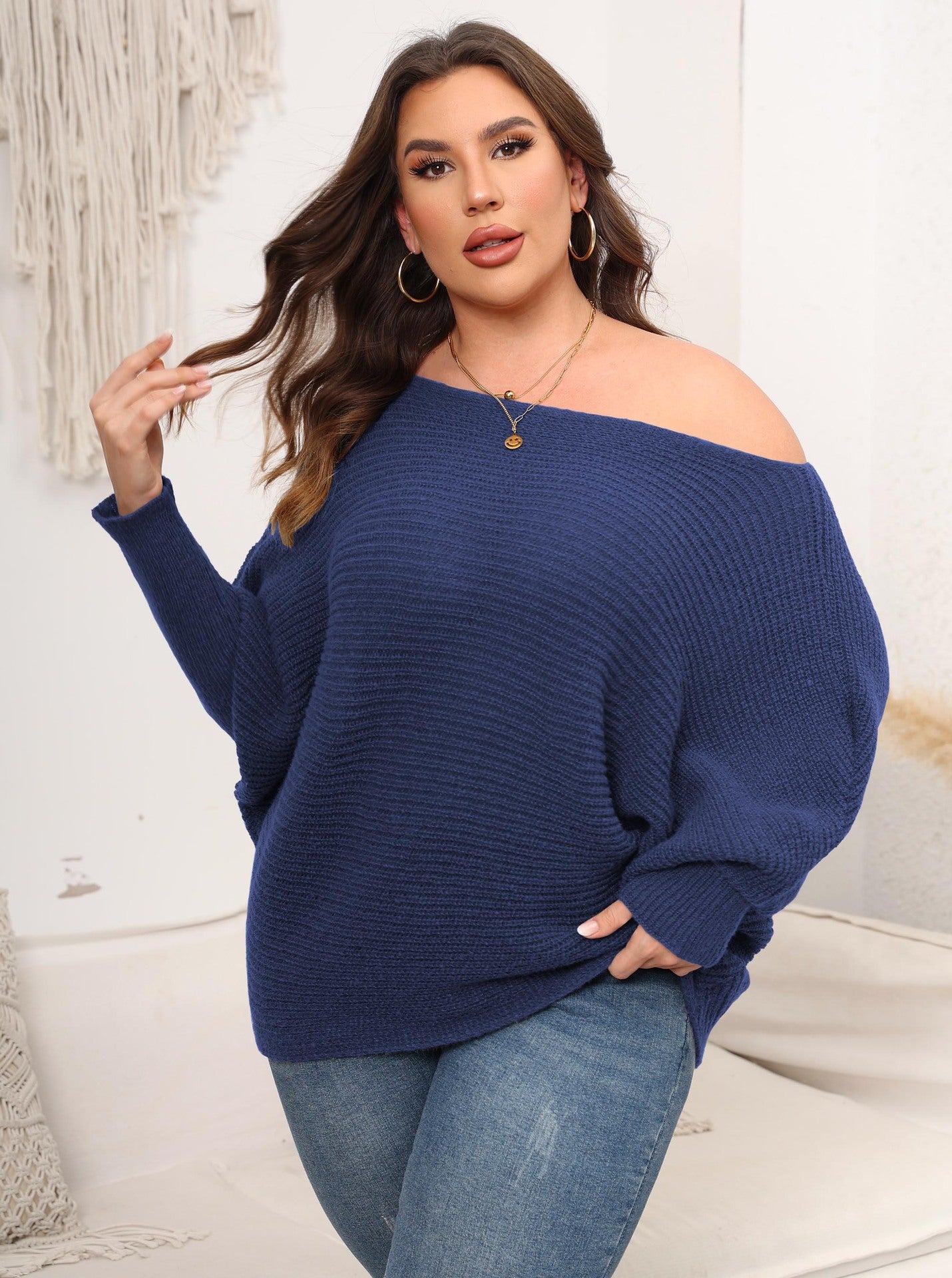 Woochic pull grande taille femme col droit épaules dénudées manches chauve-souris bleu marine 1 S