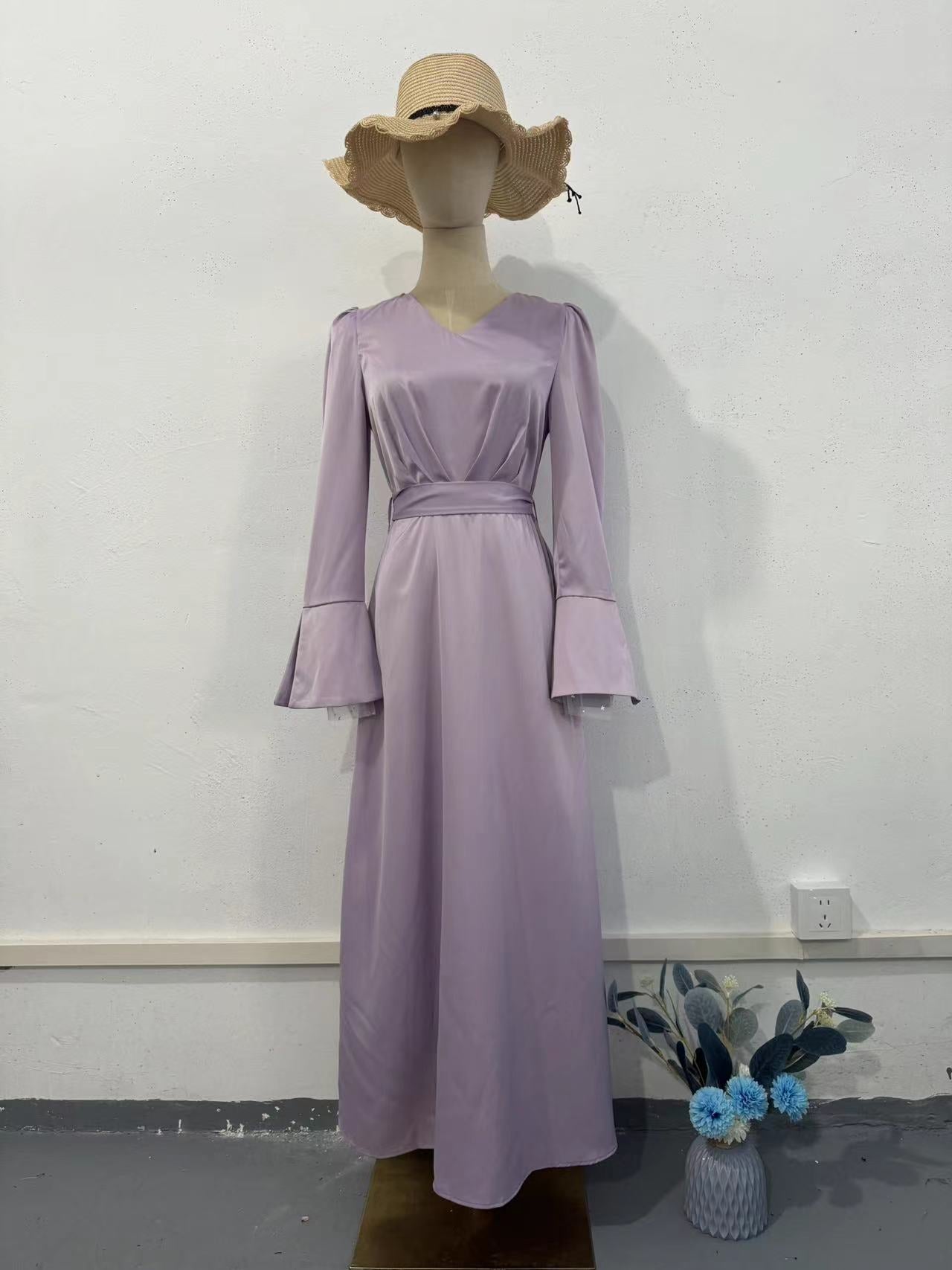 Woochic robe à manches longues bouffantes col en V taille cintrée violet 1 S