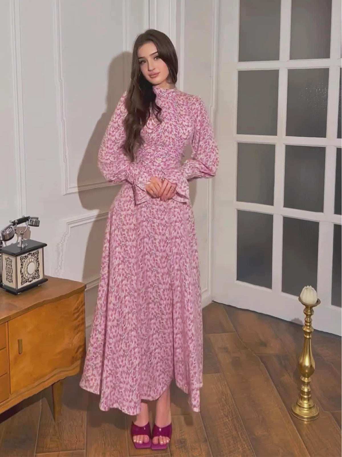 Woochic robe à manches longues col mi-haut imprimée ourlet satin rose S