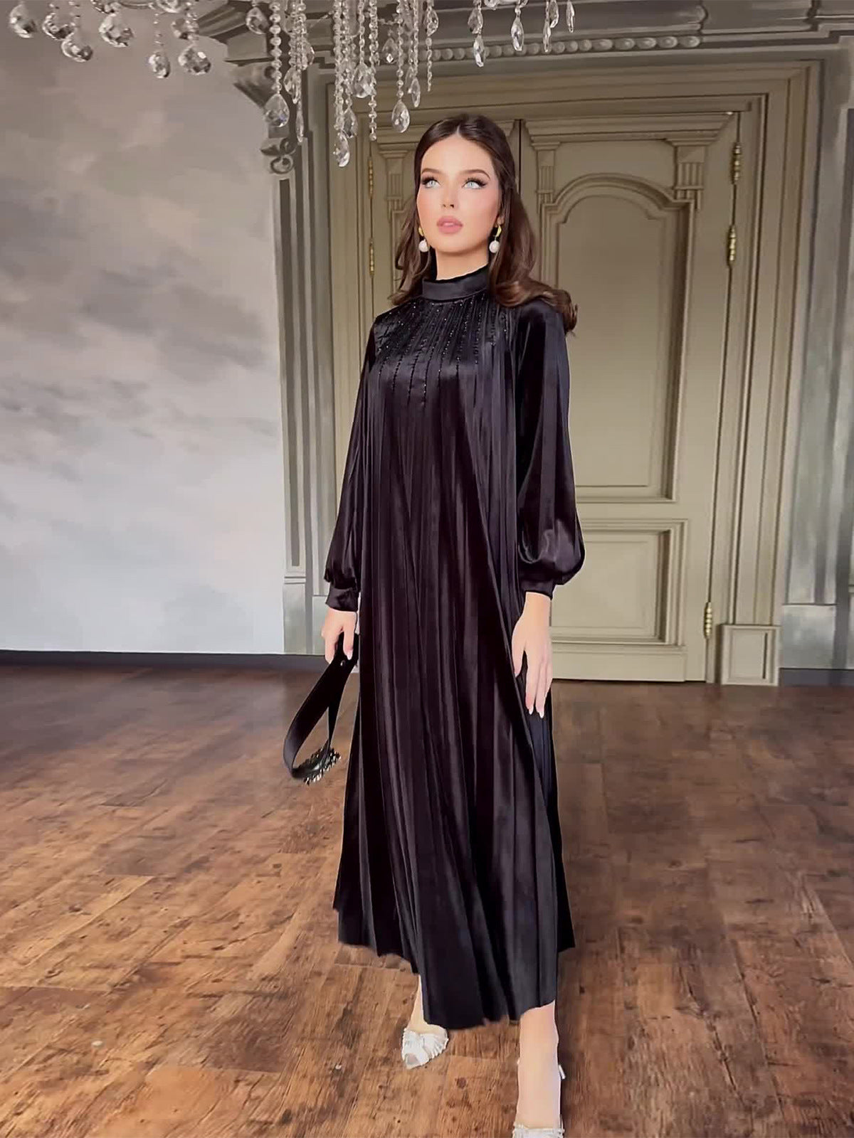 Woochic robe à manches longues col mi-haut plissée à volants