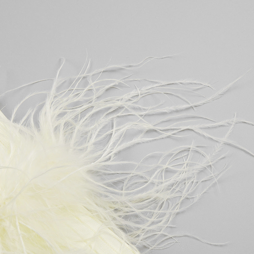 Woochic robe à plumes cintrée manches à plumes