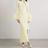 Woochic robe à plumes cintrée manches à plumes