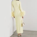 Woochic robe à plumes cintrée manches à plumes
