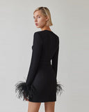 Woochic robe à plumes col carré taille haute