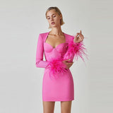 Woochic robe à plumes col carré taille haute