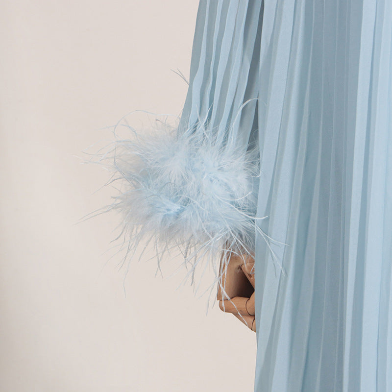 Woochic robe à plumes col rond strass plissée couture