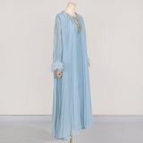 Woochic robe à plumes col rond strass plissée couture