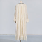 Woochic robe à plumes col rond strass plissée couture