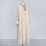 Woochic robe à plumes col rond strass plissée couture