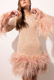 Woochic robe à plumes dos nu paillettes scintillants manches évasées