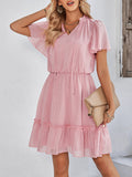 Woochic robe courte trapèze à volantée strappy v-cou manches courtes mode doux