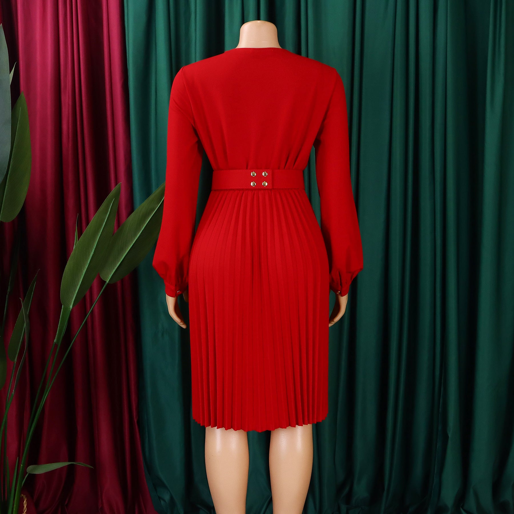Woochic robe cocktail grande taille à col en V