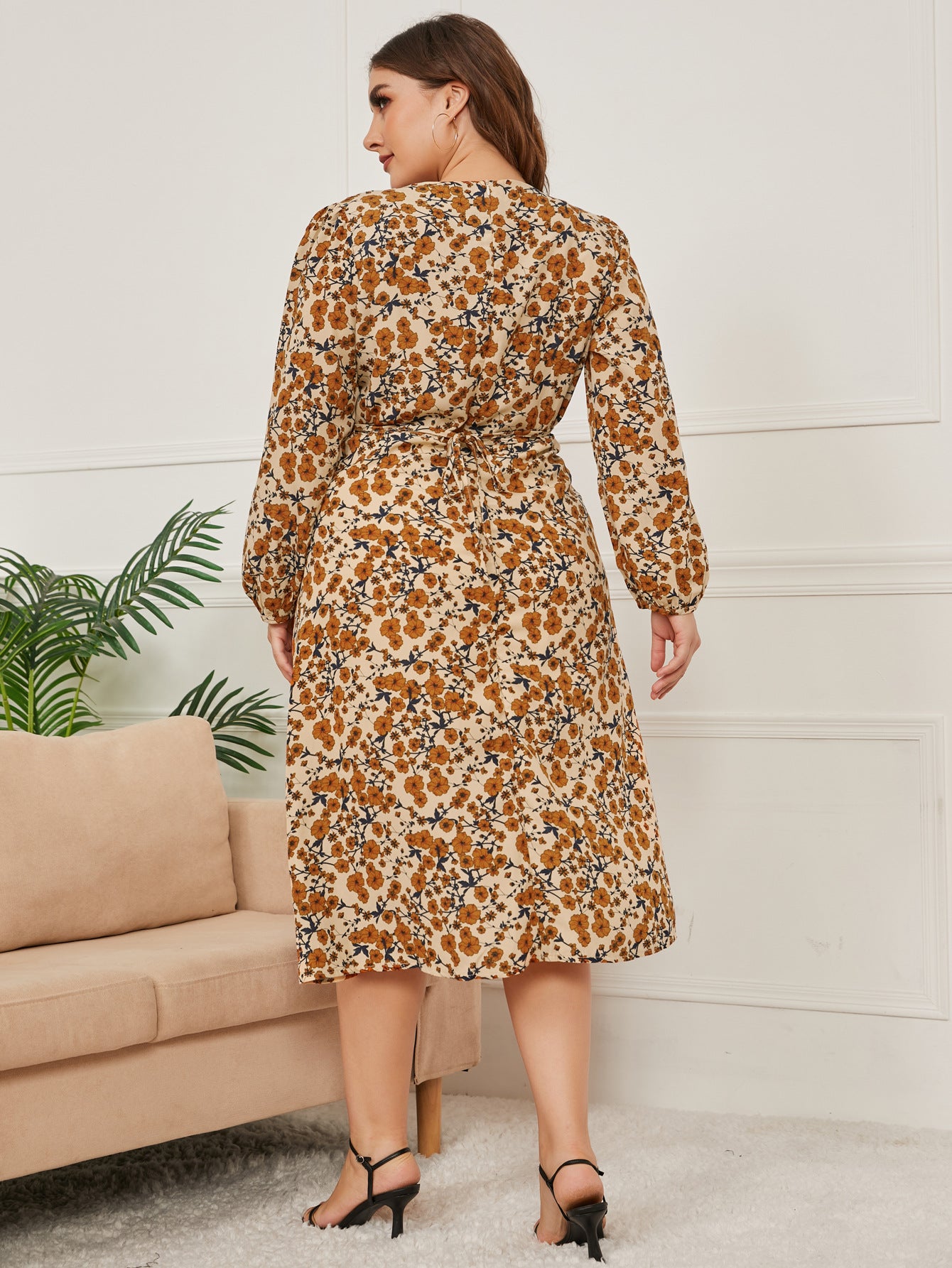 Woochic robe grande taille col en V imprimé à lacets