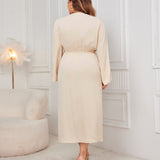 Woochic robe grande taille col en V cintrée irrégulier,design