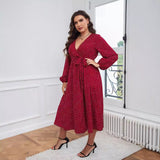 Woochic robe grande taille col en V imprimé à pois fendue