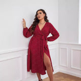 Woochic robe grande taille col en V imprimé à pois fendue