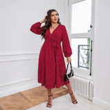 Woochic robe grande taille col en V imprimé à pois fendue