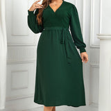 Woochic robe grande taille col en V taille haute ceinture